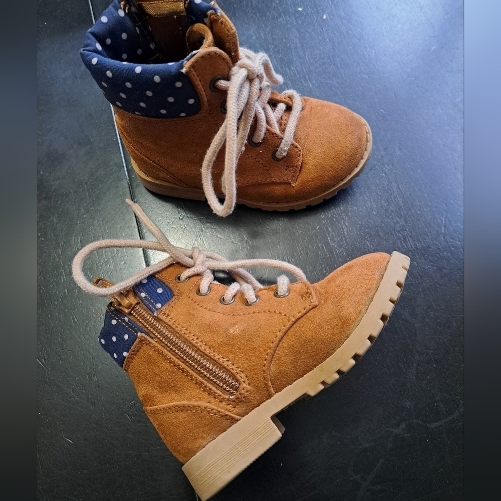 Old Navy Unisex Suede Toddler Boots   Size 5